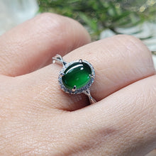 Load image into Gallery viewer, 1142 陽綠色翡翠S925純銀戒指（不限指圍）
