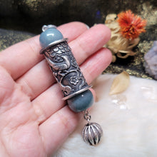 Load image into Gallery viewer, 1248 A貨翡翠藍水翡翠銀桶珠吊墜
