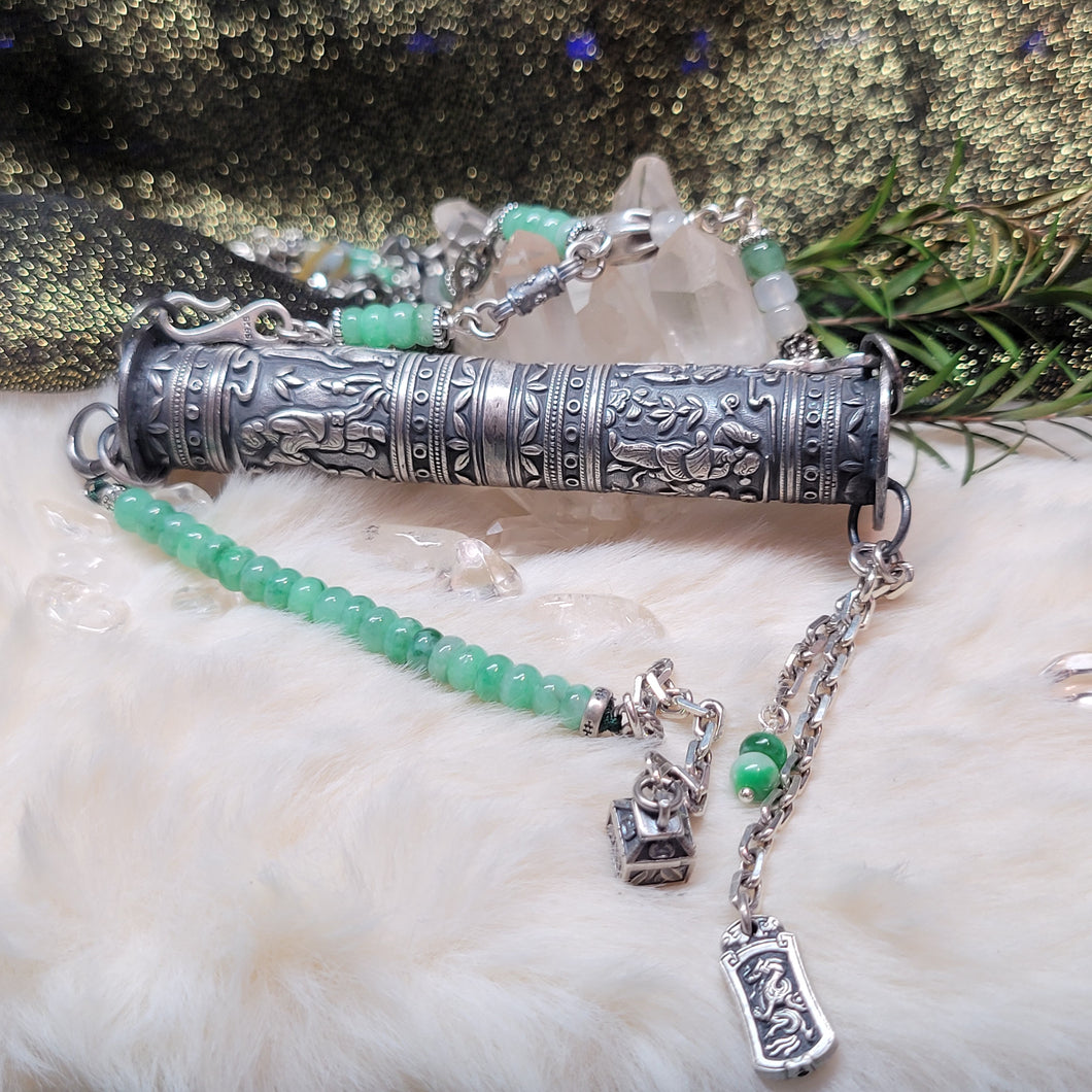 1251 蘋果綠珠串銀桶吊墜