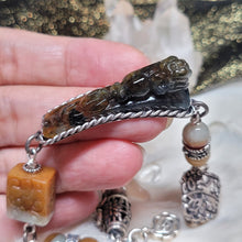 Load image into Gallery viewer, 1211 A貨翡翠紅烏雞銀手鏈
