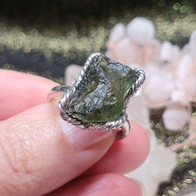 Load image into Gallery viewer, 1291 捷克隕石隨形定製款925銀戒指
