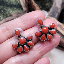Load image into Gallery viewer, 0378 紅珊瑚925銀耳飾
