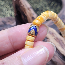 Load image into Gallery viewer, 1191 18K青金無相佛隔珠蜜蠟手串
