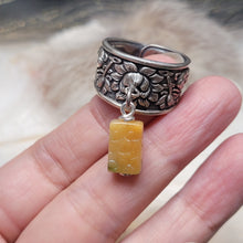 Load image into Gallery viewer, 1144 黃加綠翡戒指
