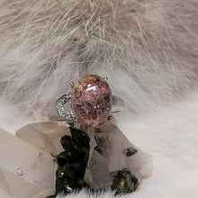 Load image into Gallery viewer, 1141 粉幽靈發晶共生戒指
