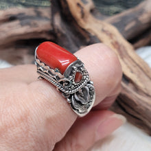 Load image into Gallery viewer, 0864  紅珊瑚重工設計戒指
