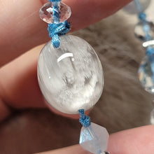 Load image into Gallery viewer, 0633 藍兔毛白兔毛手編手繩
