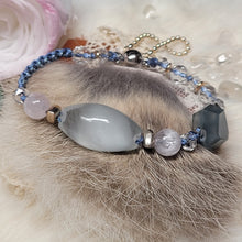 Load image into Gallery viewer, 0739 藍兔毛手編手繩
