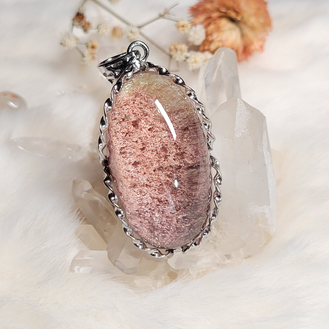 0497 粉幽靈S925純銀包邊吊墜