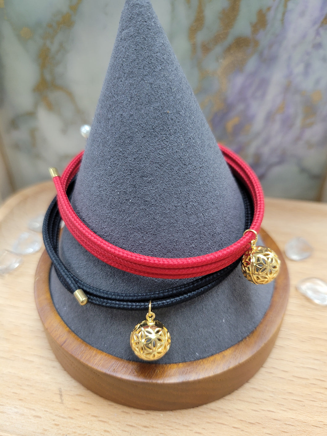 Magnetic String Bracelet with Sphere